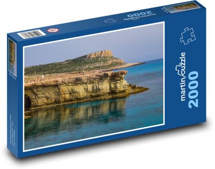 Cape Greco - Kypr, mořská vesnice - Puzzle 2000 dílků, rozměr 90x60 cm