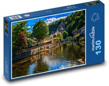 Francja - Brantome, rzeka Puzzle 130 elementów - 28,7x20 cm