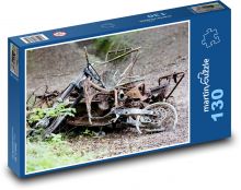 Motocykl - vrak, opuštěný Puzzle 130 dílků - 28,7 x 20 cm