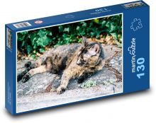 Cętkowany kot - pieszczoch, odpoczywa Puzzle 130 elementów - 28,7x20 cm